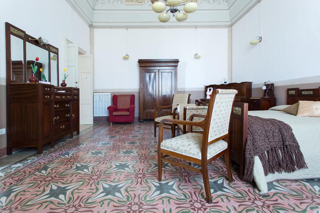 Palazzo Vallebona Bed & Breakfast Gallipoli Dış mekan fotoğraf