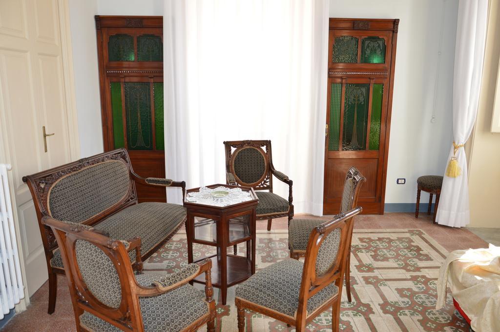 Palazzo Vallebona Bed & Breakfast Gallipoli Dış mekan fotoğraf