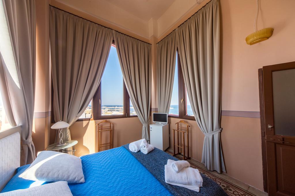 Palazzo Vallebona Bed & Breakfast Gallipoli Dış mekan fotoğraf